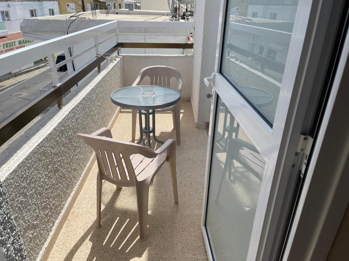Terpsithea Apartments Ayia Napa Bagian luar foto