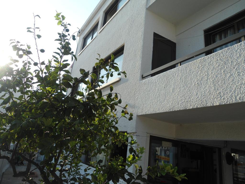 Terpsithea Apartments Ayia Napa Bagian luar foto